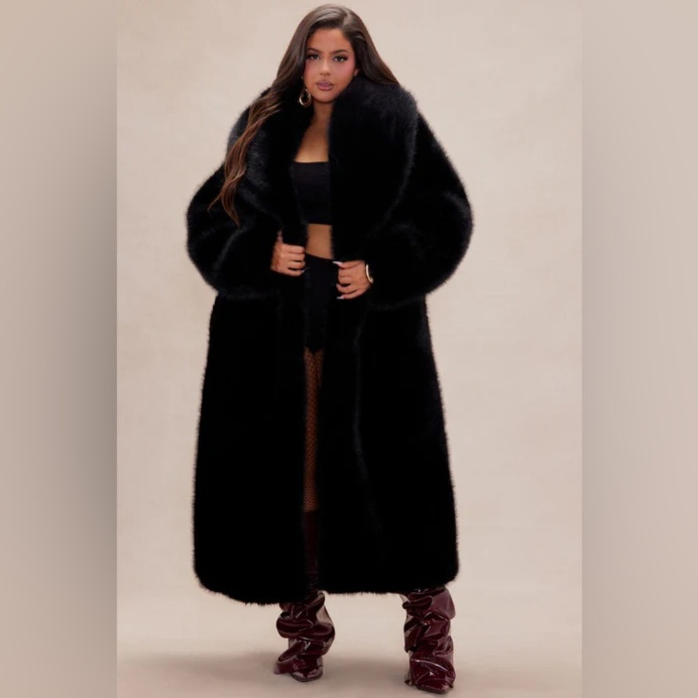New with Tags Never Worn Madison Fashionnova Fur Coat - Picture 5 of 11